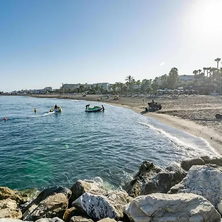 Residencia Jardin Del Rio Apartment *